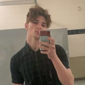 Meet your Posher, Christopher